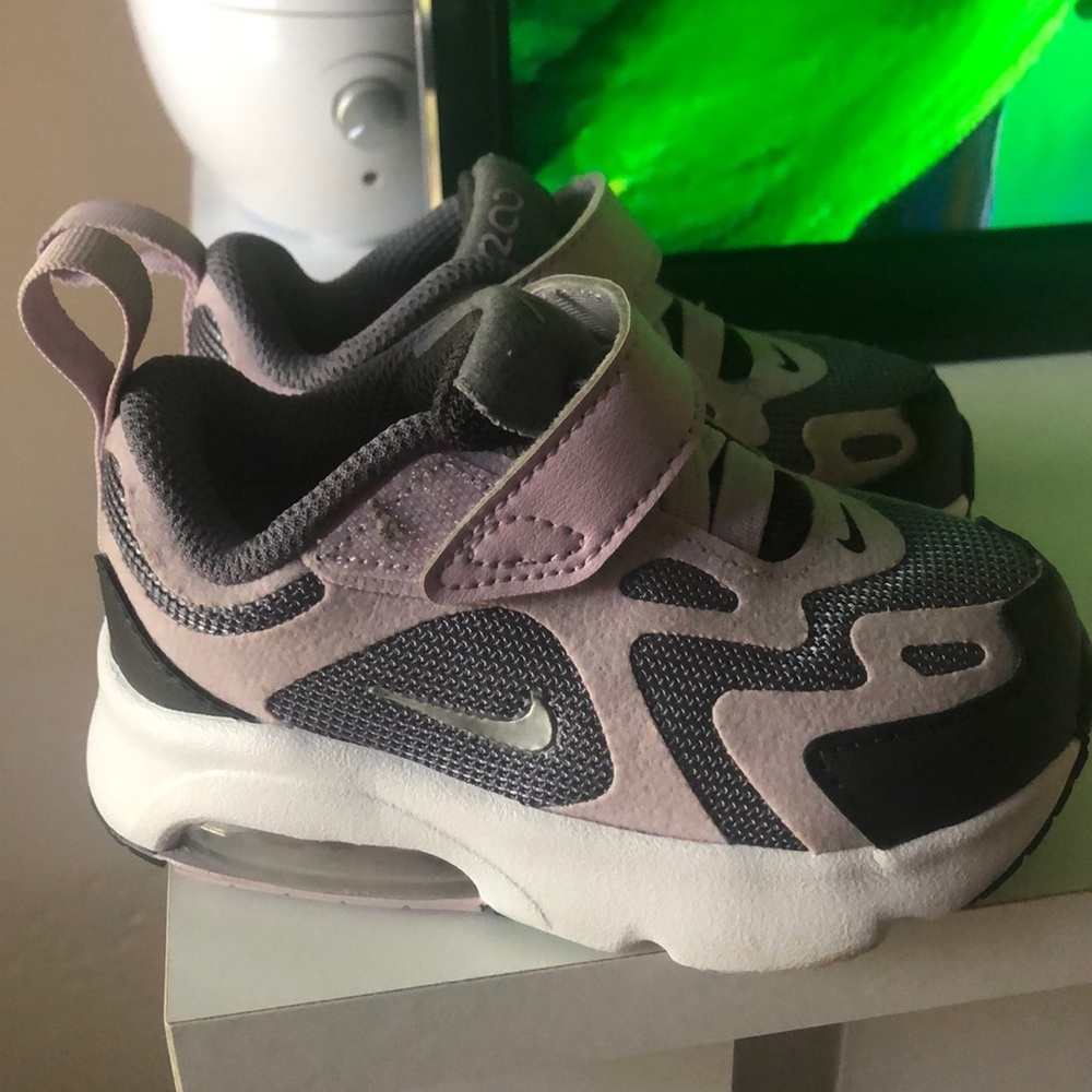 Infant Nike